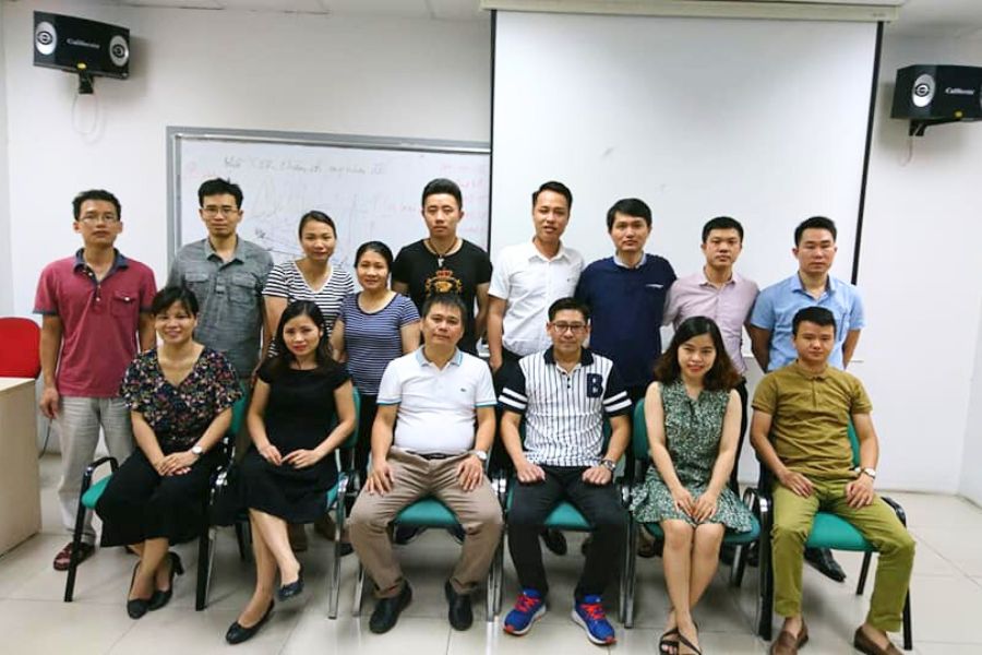 Hình ảnh lễ bế giảng tại khóa học chỉnh nha cơ bản - khóa K38 tại Hà Nội.