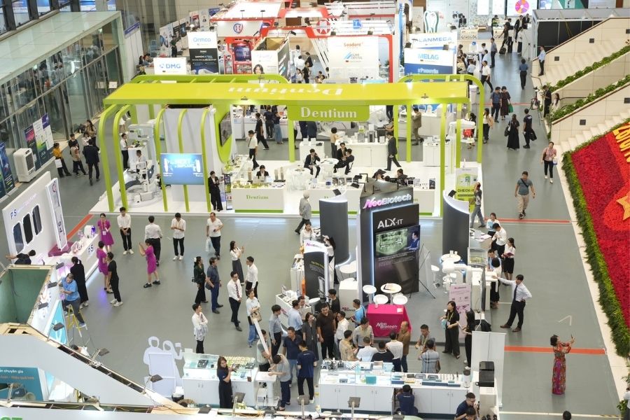 Hội nghị Videc 2025 quy tụ nhiều lượt hội thảo viên tham gia.