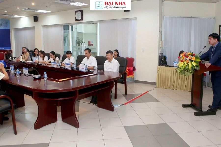khóa học chỉnh nha huế