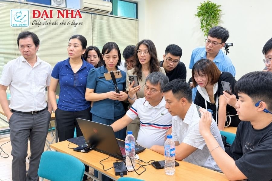 bế giảng cnm1 khóa học chỉnh nha aligner tại hà nội
