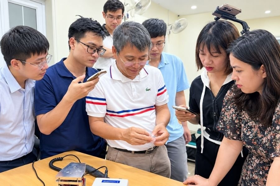 bế giảng cnm1 khóa học chỉnh nha aligner tại hà nội