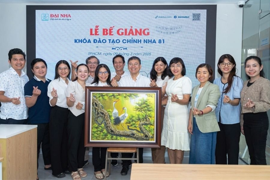 bế giảng k81 khóa chỉnh nha tổng hợp tại tphcm