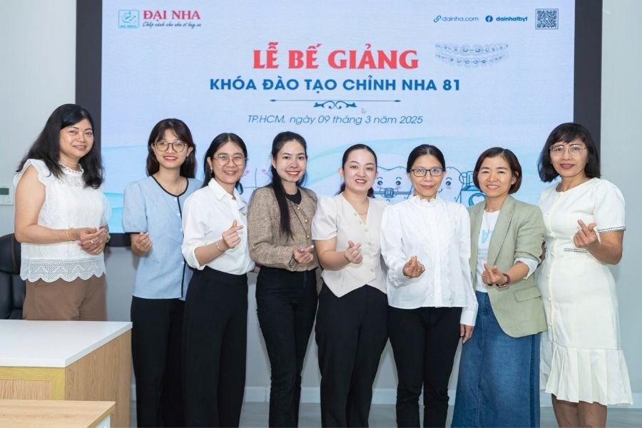 bế giảng k81 khóa chỉnh nha tổng hợp tại tphcm