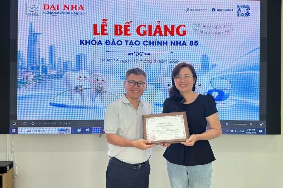 bế giảng k85 khóa học chỉnh nha tổng hợp tại tphcm