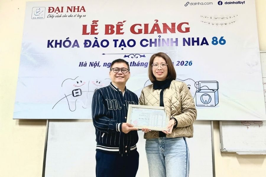 bế giảng k86 khóa học chỉnh nha tổng hợp tại hà nội