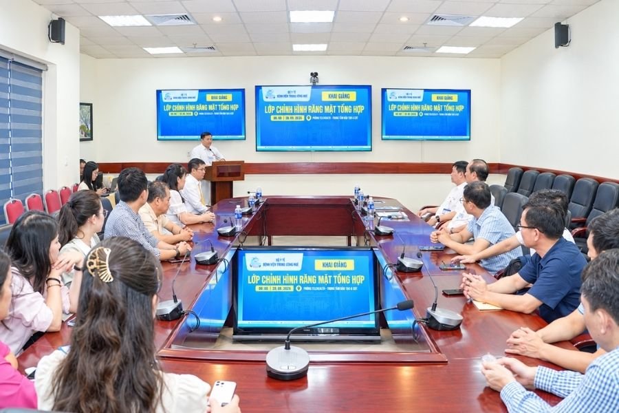 khai giảng k91 khóa học chỉnh nha tổng hợp tại huế